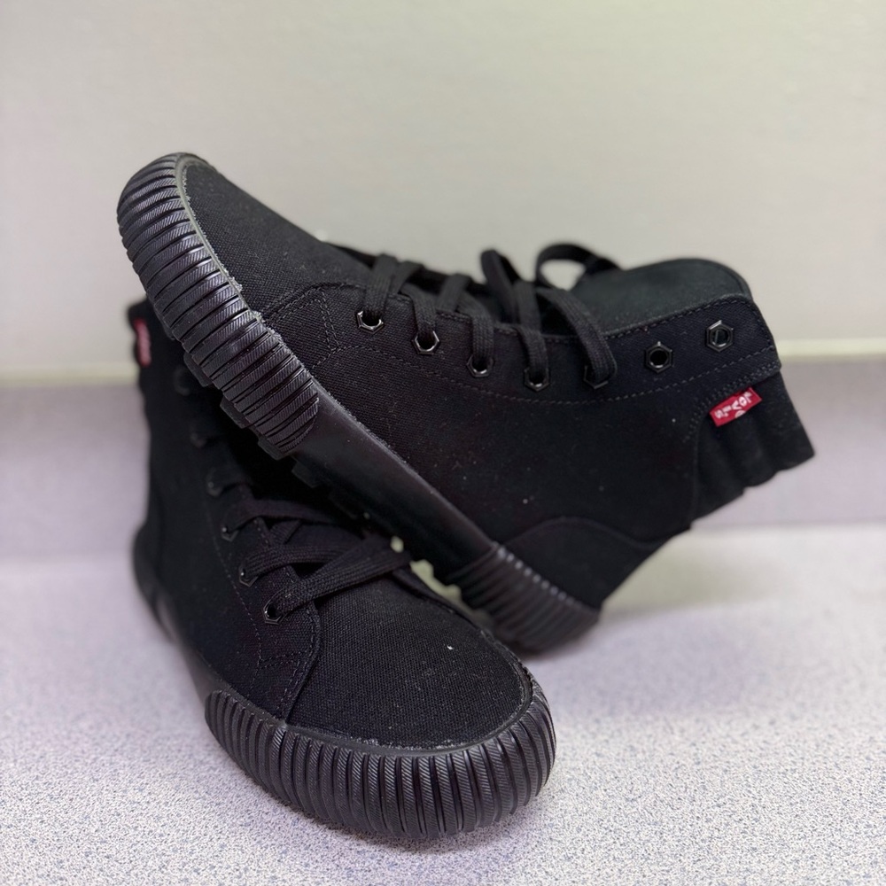 Levi's Black Ankle Boots